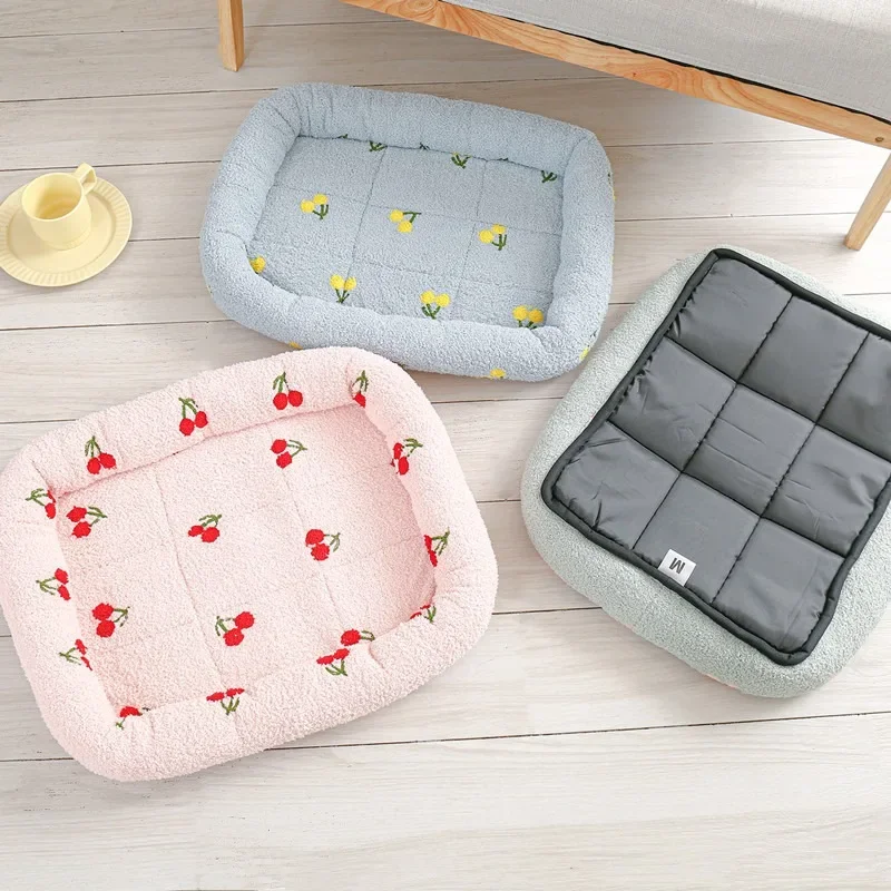 Calming Dog Bed - ペット用のユニバーサル犬小屋クラウドベルベット,チェリープリント,快適な睡眠ベッド,犬用品,猫,重い,小さい,猫,ギフト