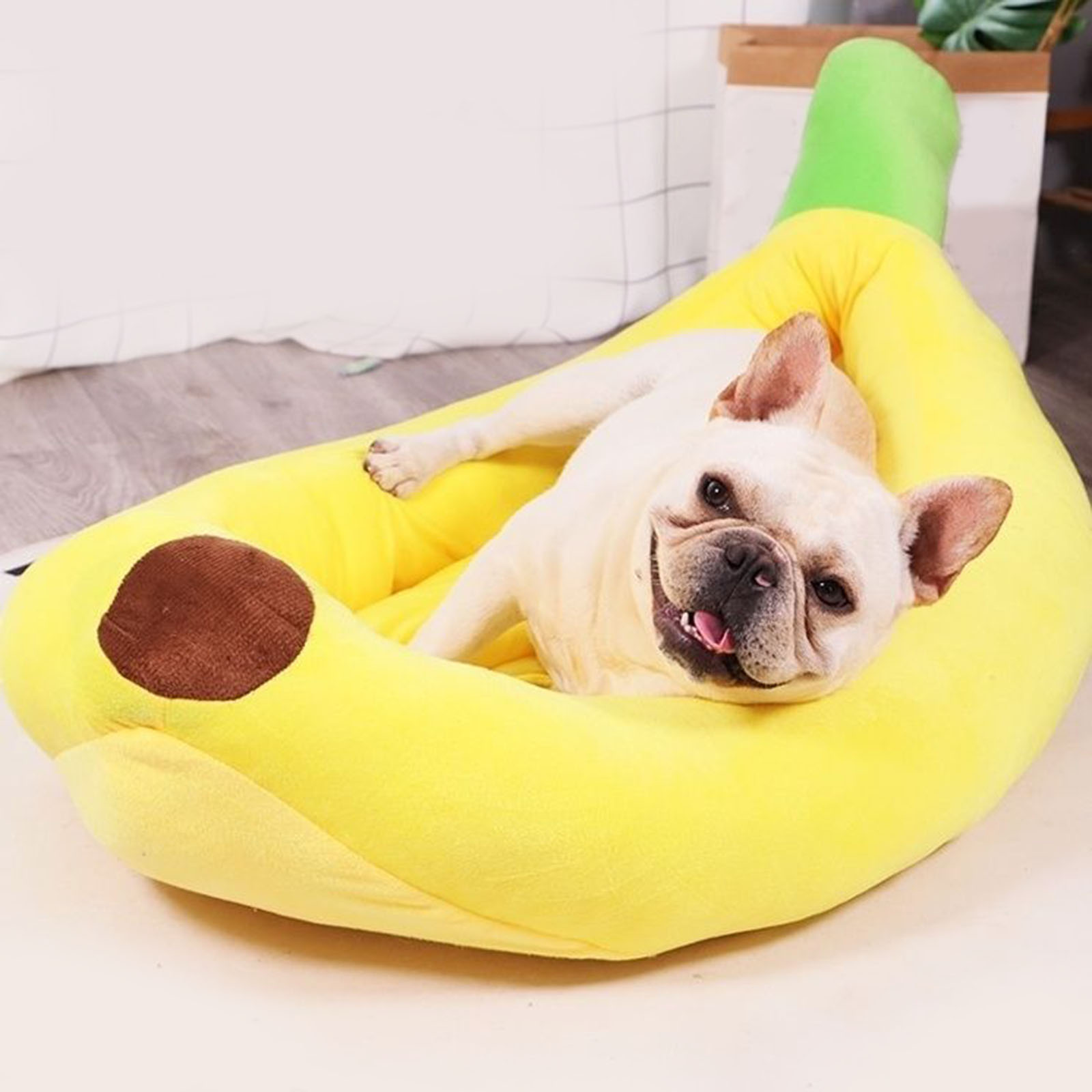 Calming Dog Bed - 通気性のあるバナナ型の犬用ベッド,快適で柔らかい子犬用クッション,中小規模の犬用の巣ベッド,ペット用品