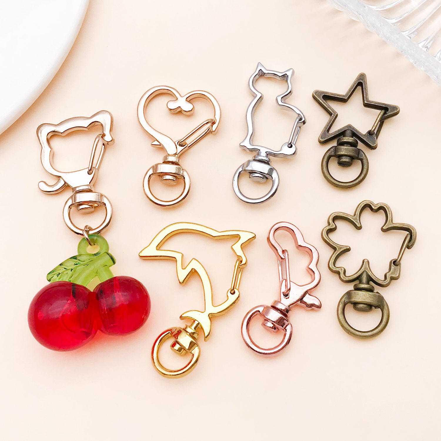 5 ピース/ロットハートスタームーン猫犬シェルイルカ花チャー - Pet Supplies Direct のレビューと価格